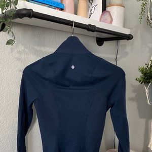 lululemon tight jacket
